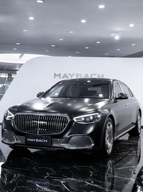 惠州8岚图汽车的售后服务让用户无忧出行，迈巴赫未来的豪华车趋势